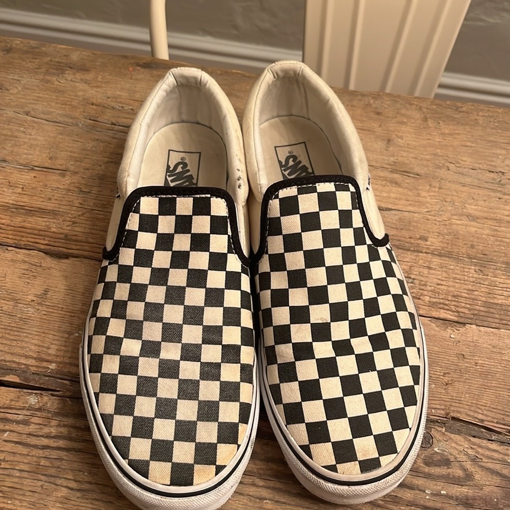 Checker vans size 12